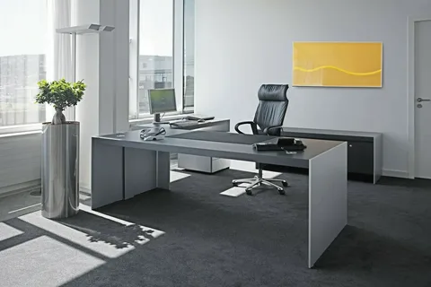 Used Office Desk Buyer in Dubai